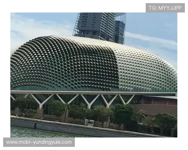 云顶赌城的高度结构设计对安全性和功能布局的影响分析