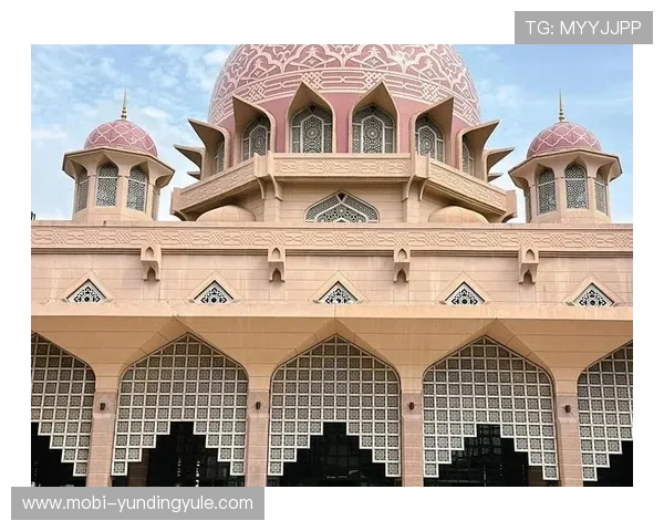 云顶马来西亚简介:云顶马来西亚的交通便利性与如何规划最佳旅游路线